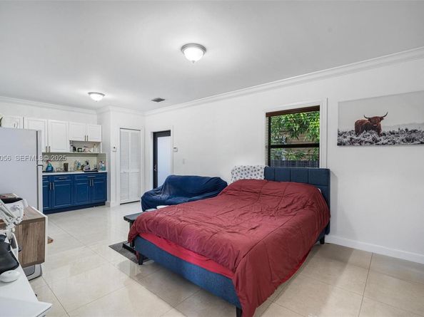 141 SW 51st Ct, Miami FL 33134