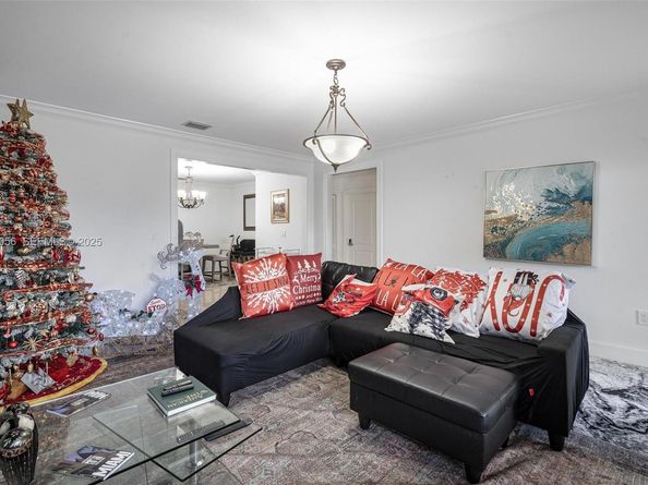 141 SW 51st Ct, Miami FL 33134