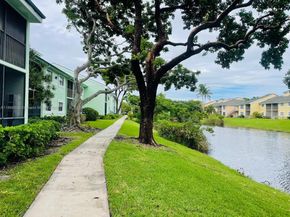 4085 NW 87th Ave 4085, Sunrise FL 33351