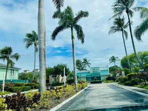 4085 NW 87th Ave 4085, Sunrise FL 33351