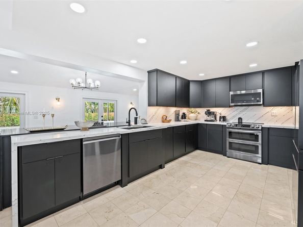 16811 NW 83rd Ave, Miami Lakes FL 33016