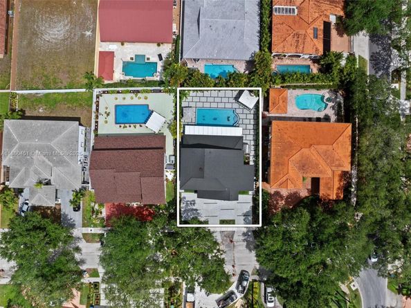 16811 NW 83rd Ave, Miami Lakes FL 33016