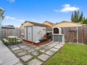 1366 Osprey Ct, Homestead FL 33035