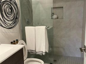 2423 SE 11th St, Homestead FL 33035