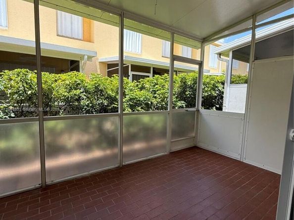 417 Waterside Dr, Hypoluxo FL 33462
