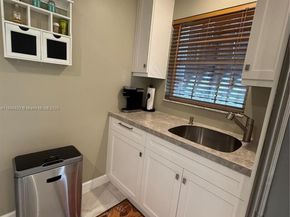 417 Waterside Dr, Hypoluxo FL 33462