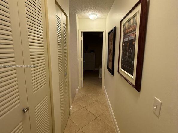 417 Waterside Dr, Hypoluxo FL 33462