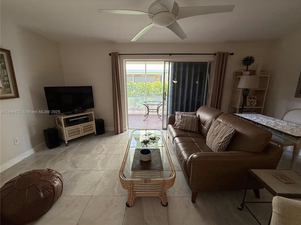 417 Waterside Dr, Hypoluxo FL 33462