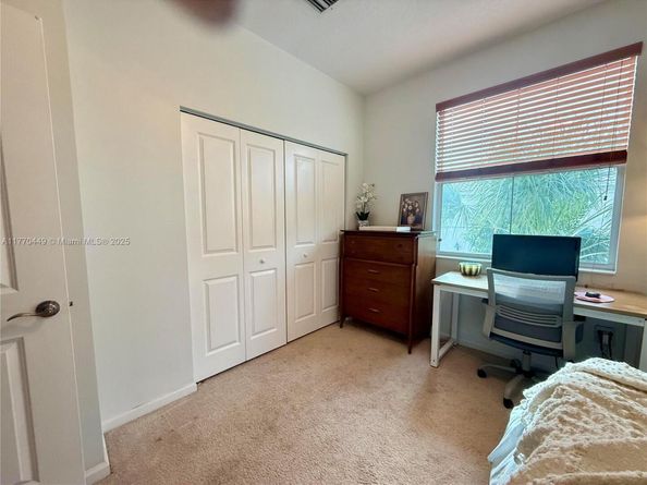 2977 St John Dr, Cooper City FL 33024