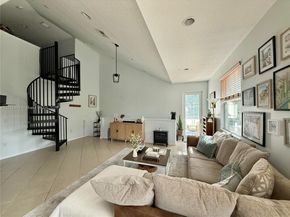 2977 St John Dr, Cooper City FL 33024