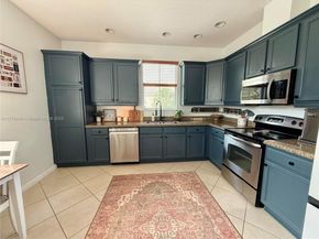 2977 St John Dr, Cooper City FL 33024