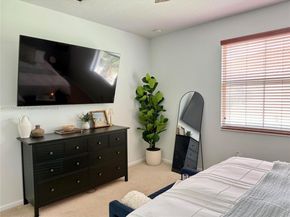 2977 St John Dr, Cooper City FL 33024