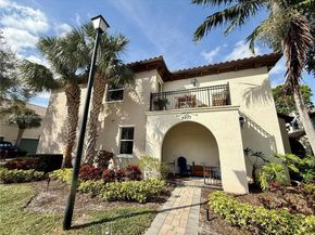 2977 St John Dr, Cooper City FL 33024