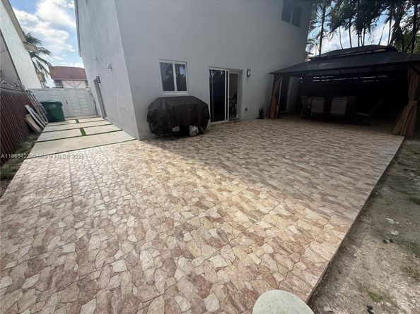 10511 SW 147th Ct, Miami FL 33196
