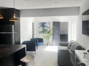 15 NW 52nd St, Miami FL 33127