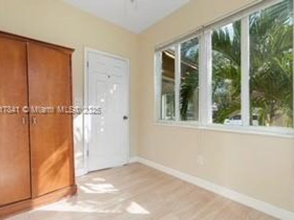 1416 N 2nd Ave N, Lake Worth FL 33460