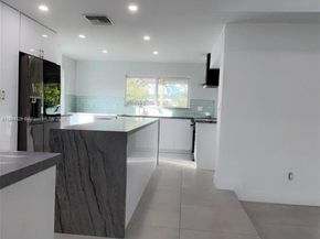 2325 NE 194 Street, Miami FL 33180