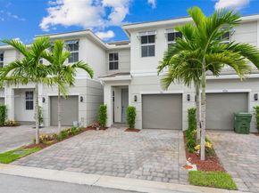 110 SW 171st Way, Pembroke Pines FL 33027