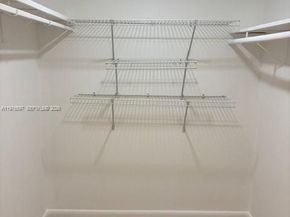 9493 SW 76th St L4, Miami FL 33173