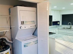 9501 Seagrape Dr 101, Davie FL 33324