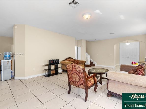 3641 NE 4th St, Homestead FL 33033