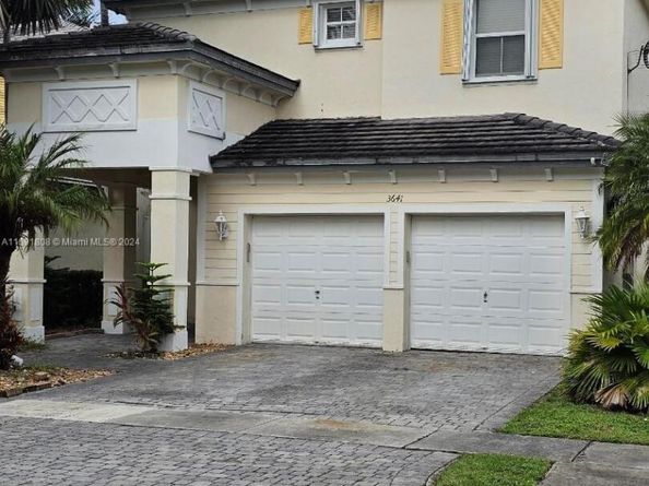 3641 NE 4th St, Homestead FL 33033