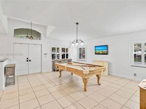 1024 NW 184th Way, Pembroke Pines FL 33029