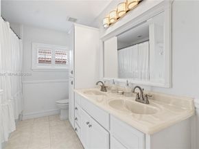 1024 NW 184th Way, Pembroke Pines FL 33029