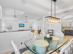 1024 NW 184th Way, Pembroke Pines FL 33029