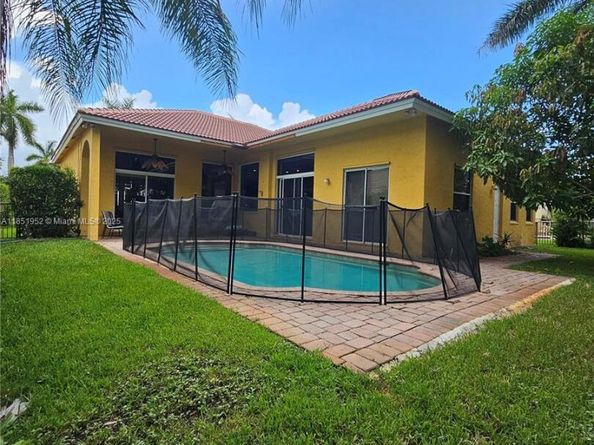 18951 SW 30 Street, Miramar FL 33029