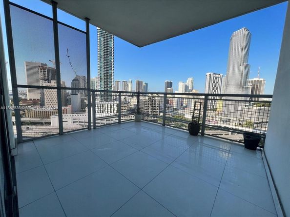 350 S Miami Ave 1907, Miami FL 33130