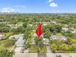 2534 Monroe St, Hollywood FL 33020