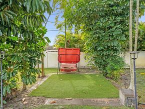 2534 Monroe St, Hollywood FL 33020