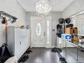 2534 Monroe St, Hollywood FL 33020