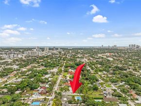 2534 Monroe St, Hollywood FL 33020