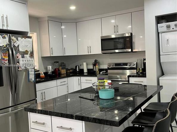Undisclosed Address #A11860379, Sunrise FL 33351