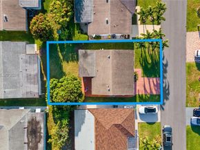 6802 NW 58th Ct, Tamarac FL 33321