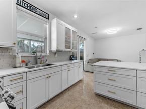 13891 SW 39th Ter, Miami FL 33175