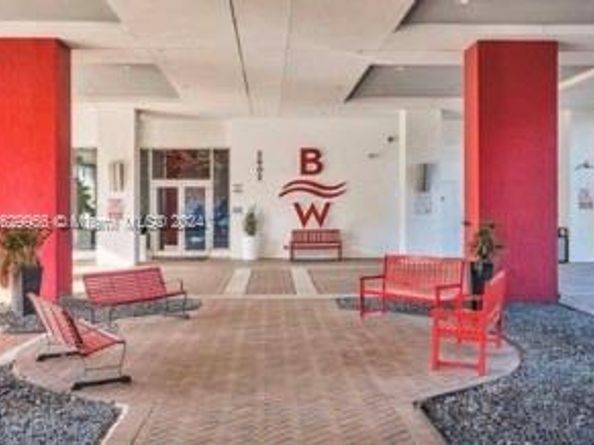 2602 E Hallandale Beach Blvd R704, Hallandale Beach FL 33009
