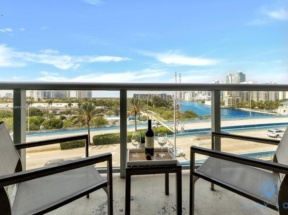 2602 E Hallandale Beach Blvd R704, Hallandale Beach FL 33009