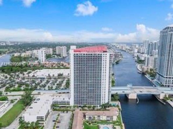 2602 E Hallandale Beach Blvd R704, Hallandale Beach FL 33009