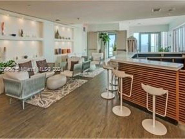 2602 E Hallandale Beach Blvd R704, Hallandale Beach FL 33009