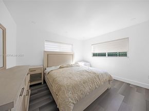 490 W 33rd Pl, Hialeah FL 33012