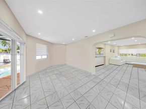 490 W 33rd Pl, Hialeah FL 33012