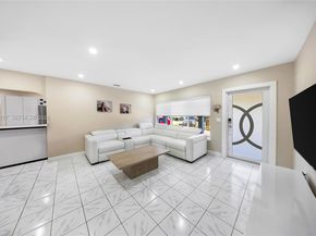 490 W 33rd Pl, Hialeah FL 33012