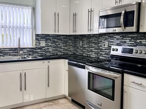 1940 Adams St, Hollywood FL 33020