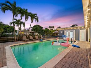 2005 NW 37th St, Oakland Park FL 33309