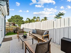 2005 NW 37th St, Oakland Park FL 33309