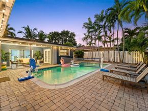 2005 NW 37th St, Oakland Park FL 33309