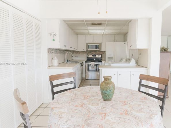 1300 SW 122nd Ave 4152, Miami FL 33184